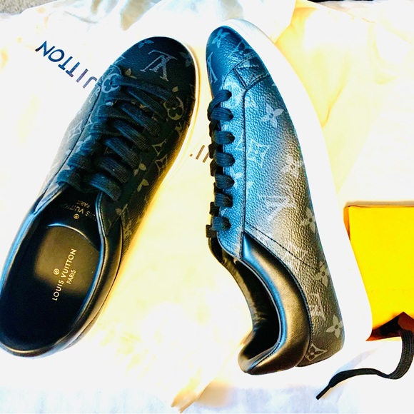 Louis Vuitton new never worn - Picture 10 of 12